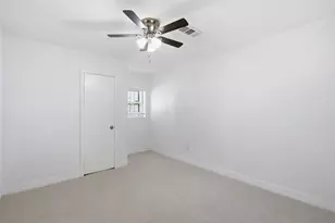831 Kelso Dr, Dallas, TX 75211 - Photo 10