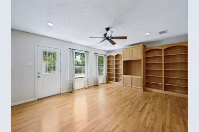 7040 Brooks Avenue, Richland Hills, TX 76118 - Photo 6