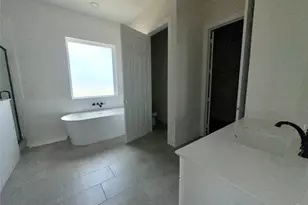 2112 Bankside Ln, Waco, TX 76655 - Photo 14
