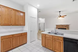 7121 Cottonwood Cir, Sachse, TX 75048 - Photo 16