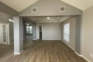7709 Amsterdam Ln, Arlington, TX 76002 - Photo 6