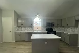 7709 Amsterdam Ln, Arlington, TX 76002 - Photo 4
