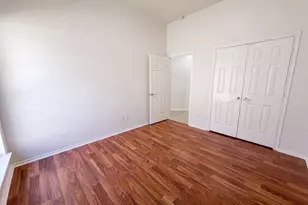 8526 Vista Grande Dr, Dallas, TX 75249 - Photo 12
