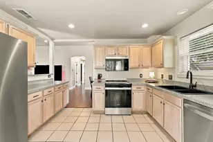 508 E Oak St, Aledo, TX 76008 - Photo 16