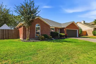 508 E Oak St, Aledo, TX 76008 - Photo 38