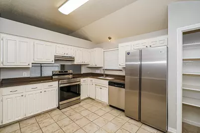 6476 Sudbury Way, North Richland Hills, TX 76182 - Photo 8