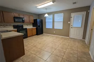 16424 Red River Ln, Fort Worth, TX 76247 - Photo 2