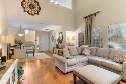 14683 Plage Lane, Addison, TX 75001 - Photo 8