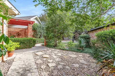 14683 Plage Lane, Addison, TX 75001 - Photo 4