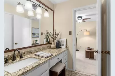 14683 Plage Lane, Addison, TX 75001 - Photo 20