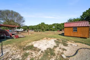 247 Chapel Hill Ln, Waxahachie, TX 75165 - Photo 24