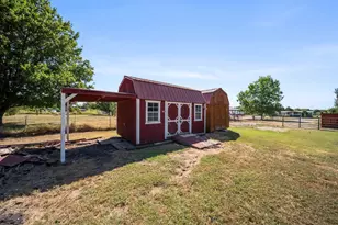 247 Chapel Hill Ln, Waxahachie, TX 75165 - Photo 22