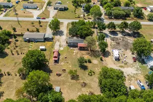 247 Chapel Hill Ln, Waxahachie, TX 75165 - Photo 36