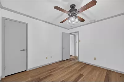 2516 Lawnview Drive, Carrollton, TX 75006 - Photo 16