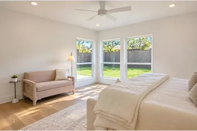 9609 Viewside Drive, Dallas, TX 75231 - Photo 20