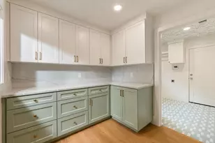 9609 Viewside Dr, Dallas, TX 75231 - Photo 18