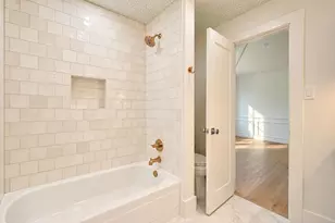 9609 Viewside Dr, Dallas, TX 75231 - Photo 30