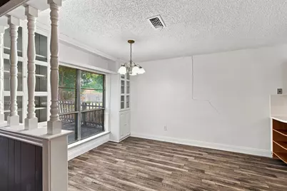 809 S Atkerson Lane, Euless, TX 76040 - Photo 12