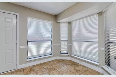 2313 Lakeshore Lane, Rowlett, TX 75088 - Photo 10