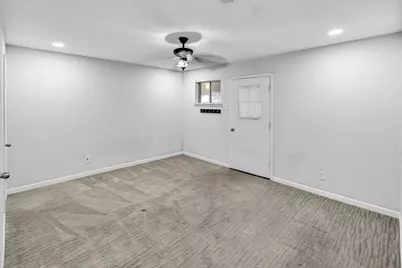 1400 Moss Rose Circle, Irving, TX 75061 - Photo 20