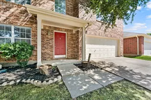 5025 Senator Dr, Fort Worth, TX 76244 - Photo 4