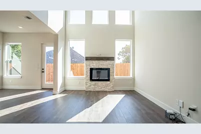 5702 Barkridge Drive, Granbury, TX 76048 - Photo 6
