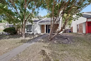 713 Denmark Dr, Mesquite, TX 75149 - Photo 2