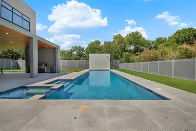 10230 Marsh Lane, Dallas, TX 75229 - Photo 32