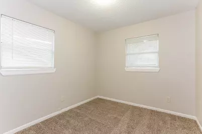 917 Montclair Drive, Garland, TX 75040 - Photo 10