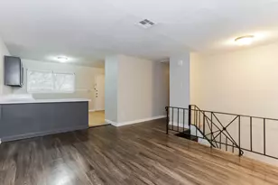 917 Montclair Dr, Garland, TX 75040 - Photo 4