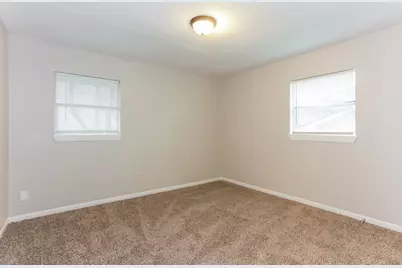 917 Montclair Drive, Garland, TX 75040 - Photo 12