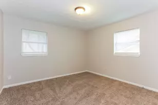 917 Montclair Dr, Garland, TX 75040 - Photo 12