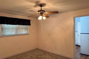1233 Kathryn St, Hurst, TX 76053 - Photo 10