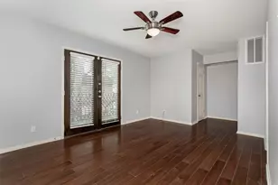 10205 Regal Oaks Dr, Dallas, TX 75230 - Photo 14