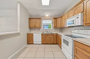 231 Bluebonnet St, Stephenville, TX 76401 - Photo 8