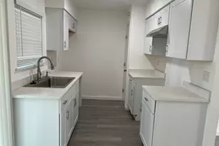 3221 Forestdale Ln, Balch Springs, TX 75180 - Photo 4