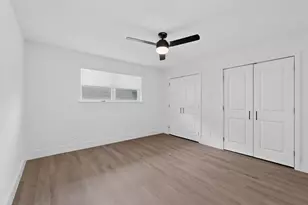 7708 Royal Ln, Dallas, TX 75230 - Photo 32