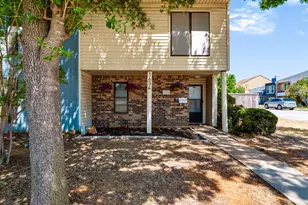 1634 Sonnet Dr, Grapevine, TX 76051 - Photo 1