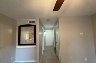 358 Valley Park Dr, Garland, TX 75043 - Photo 10