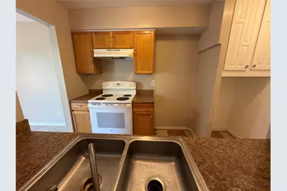 358 Valley Park Drive, Garland, TX 75043 - Photo 12