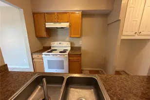 358 Valley Park Dr, Garland, TX 75043 - Photo 12