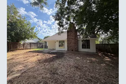 923 S Lindsay Street, Gainesville, TX 76240 - Photo 4