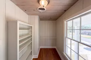 923 S Lindsay St, Gainesville, TX 76240 - Photo 12