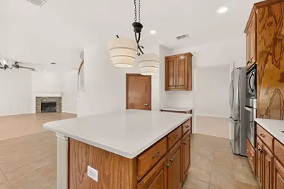 4304 Harpers Ferry Drive, Grand Prairie, TX 75052 - Photo 16