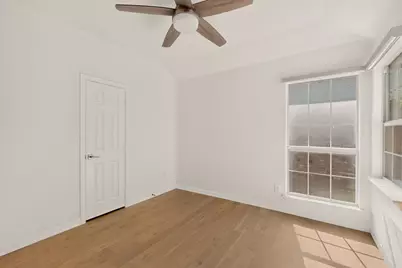 4304 Harpers Ferry Drive, Grand Prairie, TX 75052 - Photo 20
