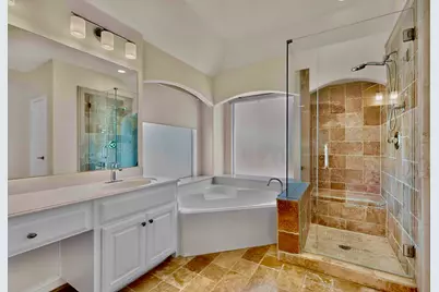 4304 Harpers Ferry Drive, Grand Prairie, TX 75052 - Photo 28
