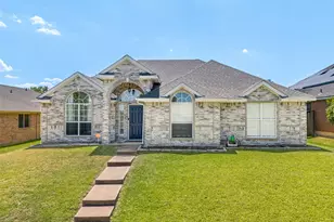 1938 Woodglen Dr, Mesquite, TX 75149 - Photo 1