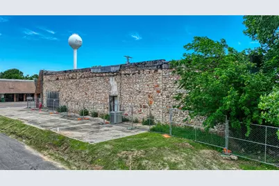 110 N Wickham Street, Alvord, TX 76225 - Photo 18