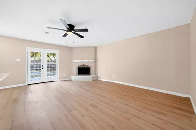 5415 Sandusky Court, Arlington, TX 76017 - Photo 4