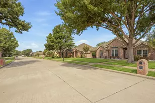 3723 White River Dr, Dallas, TX 75287 - Photo 2